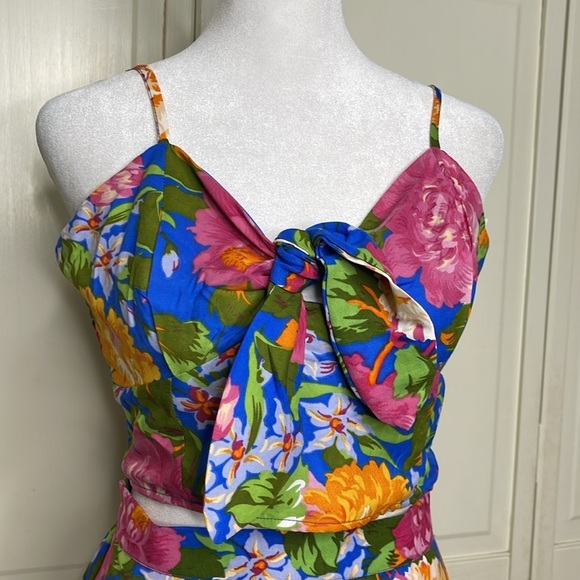 BOG Lottie & Holly Women 2 Piece Set Cropped Tank Shorts Floral Set Pink Blue L - Picture 2 of 8